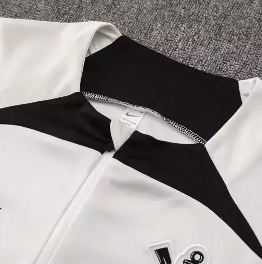 Corinthians 26/27  Long-sleeve Training Kit Off-White